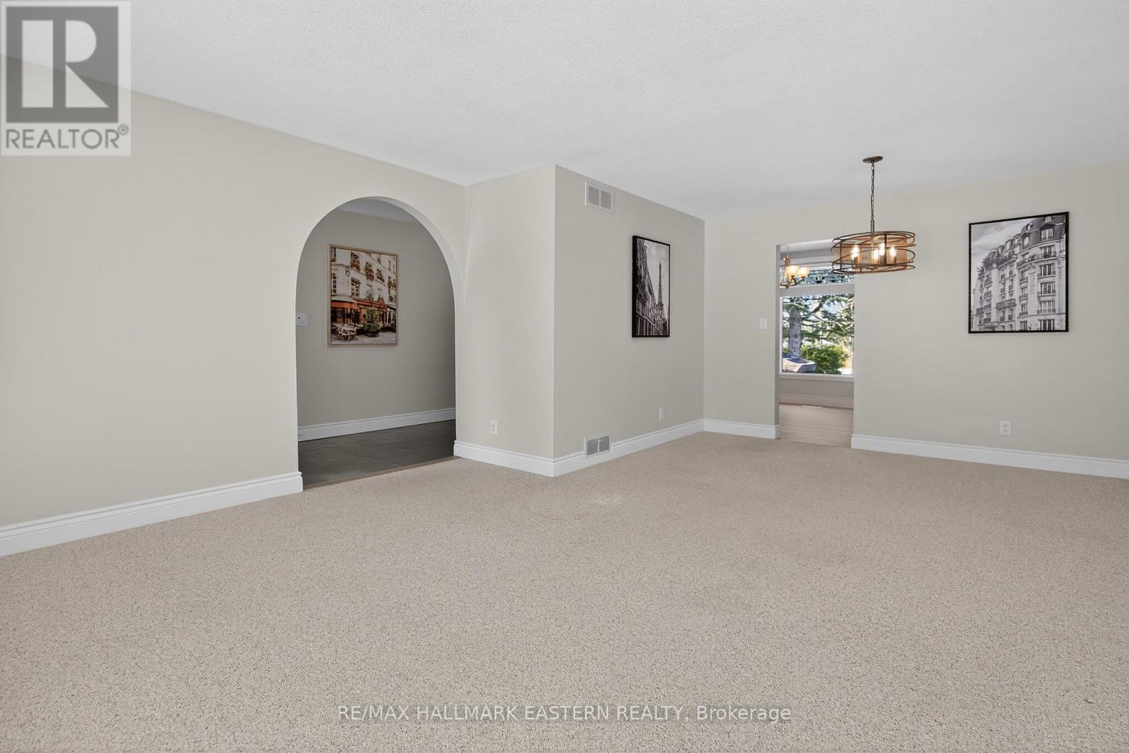 946 Beaufort Court, Oshawa (Eastdale), Ontario  L1G 7J8 - Photo 11 - E12830642