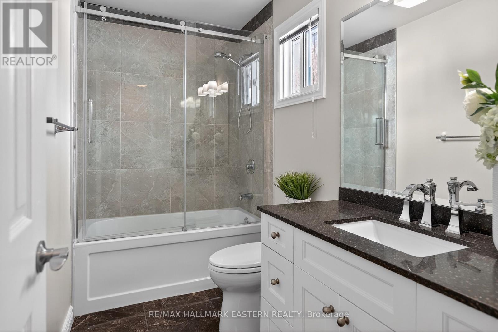 946 Beaufort Court, Oshawa (Eastdale), Ontario  L1G 7J8 - Photo 27 - E12830642