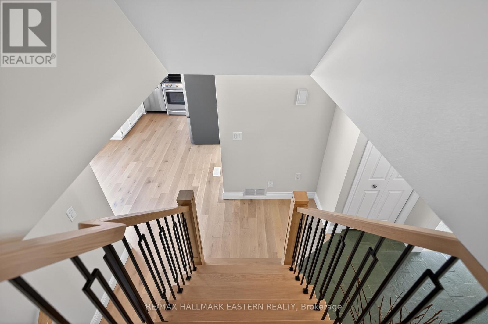 946 Beaufort Court, Oshawa (Eastdale), Ontario  L1G 7J8 - Photo 28 - E12830642