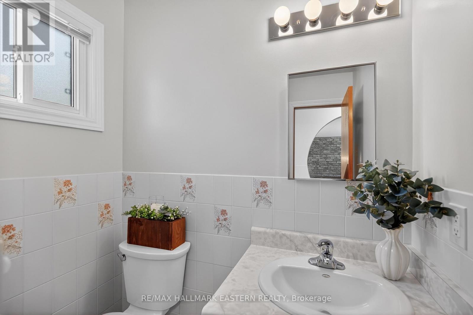 946 Beaufort Court, Oshawa (Eastdale), Ontario  L1G 7J8 - Photo 33 - E12830642