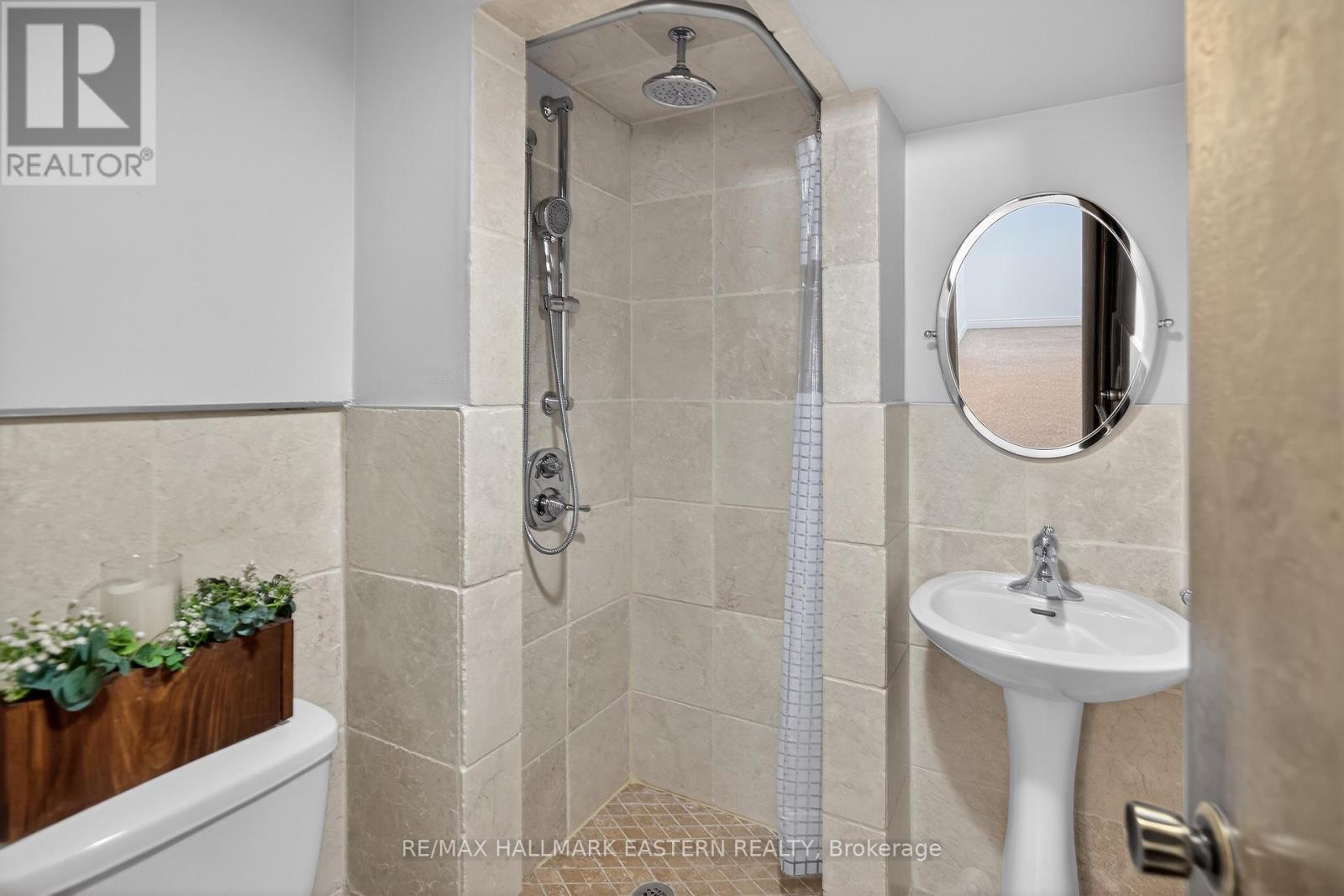 946 Beaufort Court, Oshawa (Eastdale), Ontario  L1G 7J8 - Photo 41 - E12830642