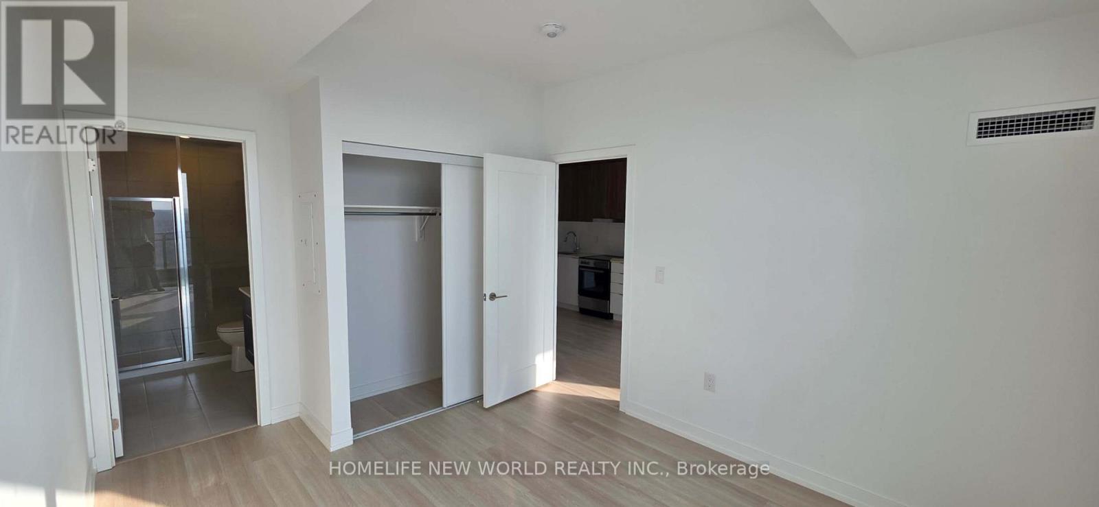 A1705 - 9763 Markham Road, Markham, Ontario  L6E 0W4 - Photo 4 - N12830440