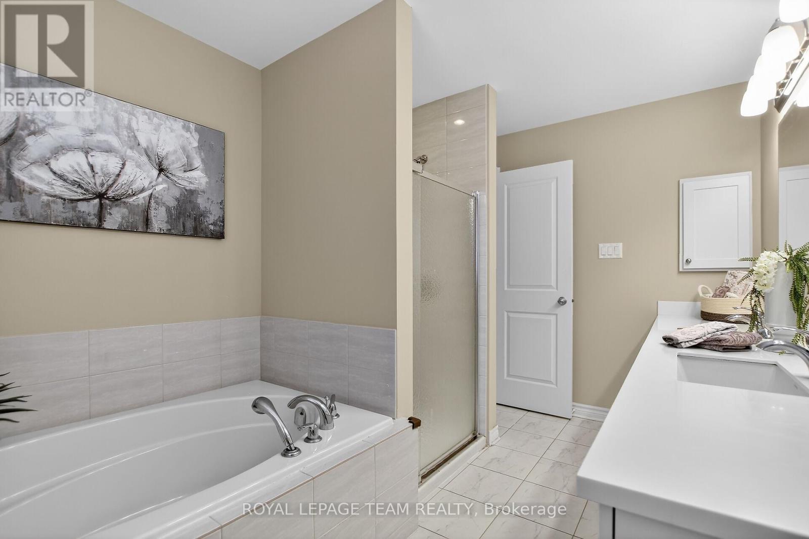 379 Langrell Crescent, Ottawa, Ontario  K2J 5R8 - Photo 32 - X12830634