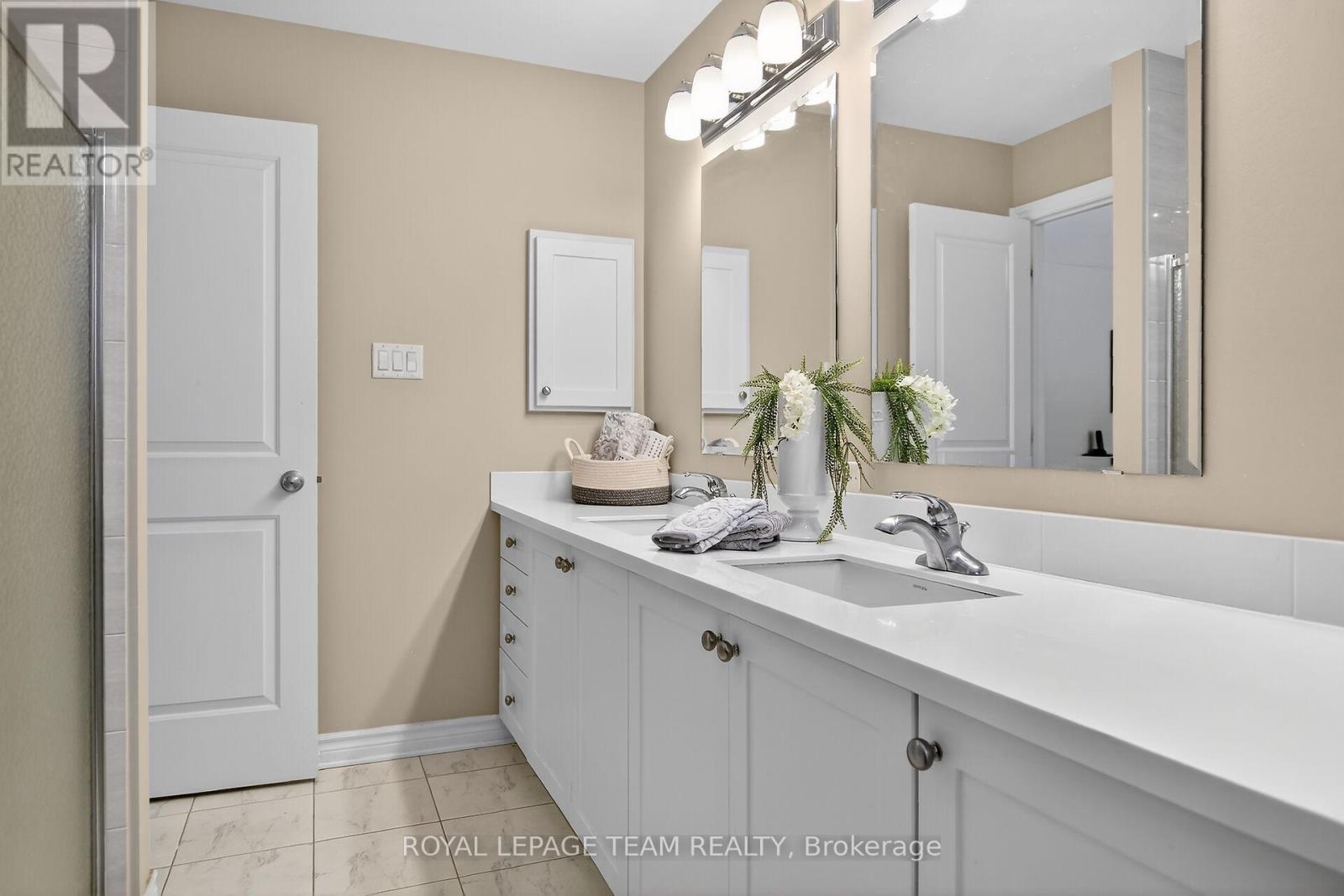 379 Langrell Crescent, Ottawa, Ontario  K2J 5R8 - Photo 33 - X12830634