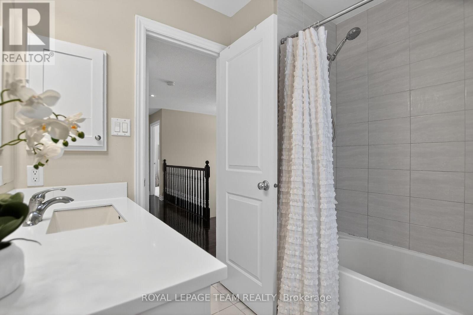 379 Langrell Crescent, Ottawa, Ontario  K2J 5R8 - Photo 40 - X12830634