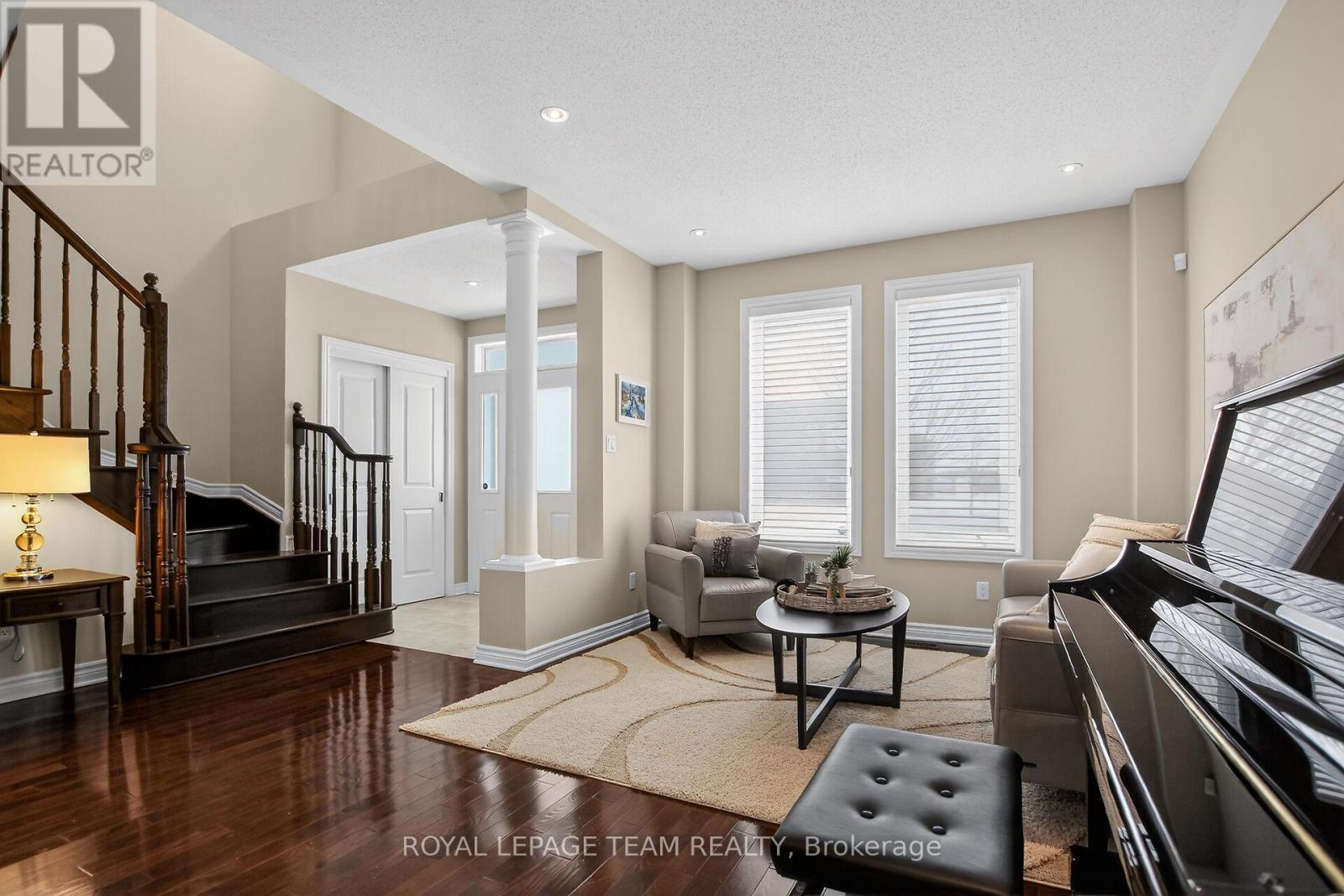 379 Langrell Crescent, Ottawa, Ontario  K2J 5R8 - Photo 6 - X12830634