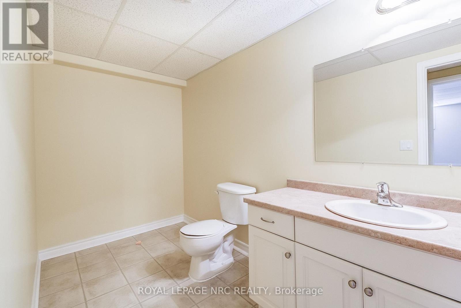 12 - 92 Loretta Drive, Niagara-On-The-Lake, Ontario  L0S 1T0 - Photo 27 - X12830648