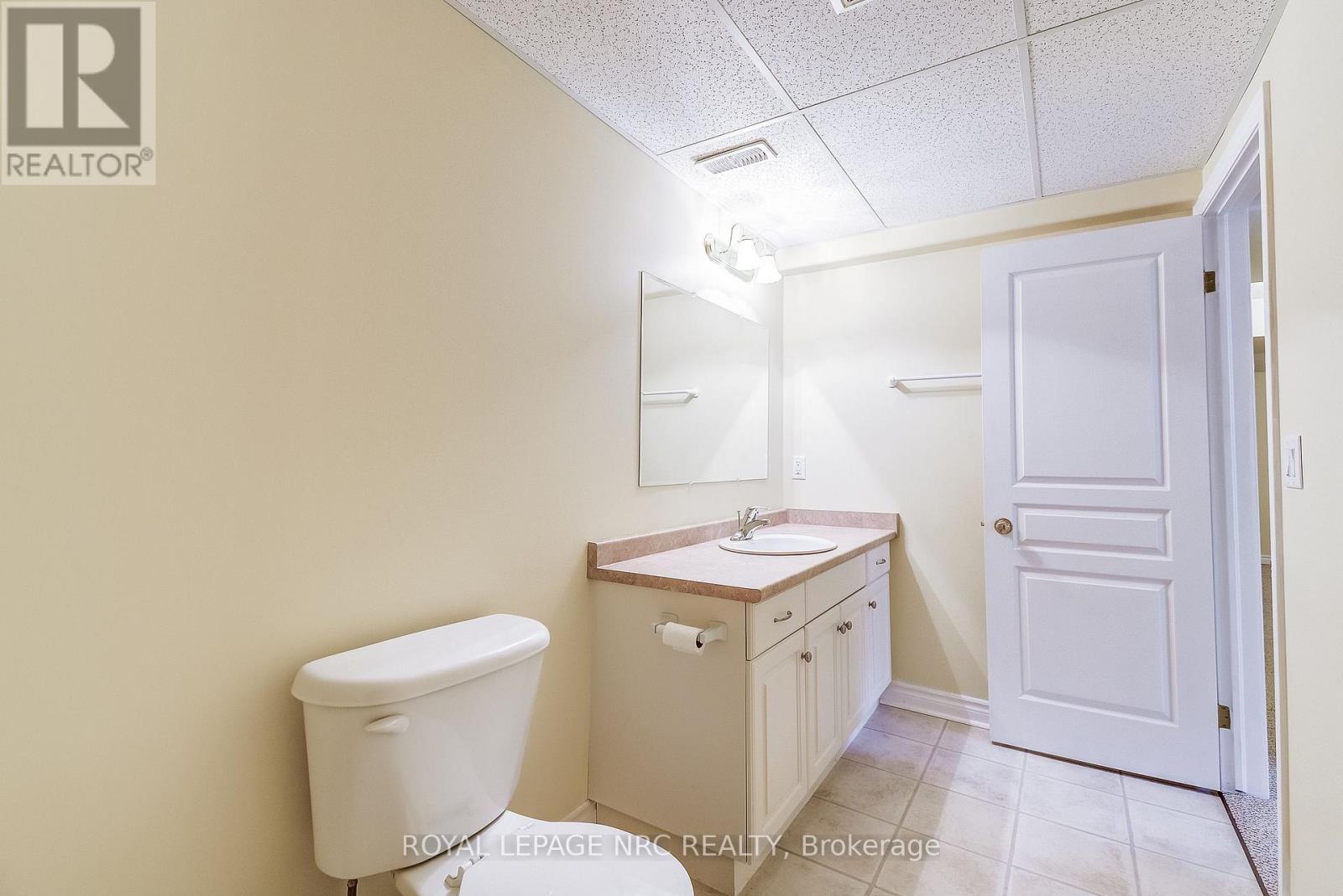 12 - 92 Loretta Drive, Niagara-On-The-Lake, Ontario  L0S 1T0 - Photo 28 - X12830648