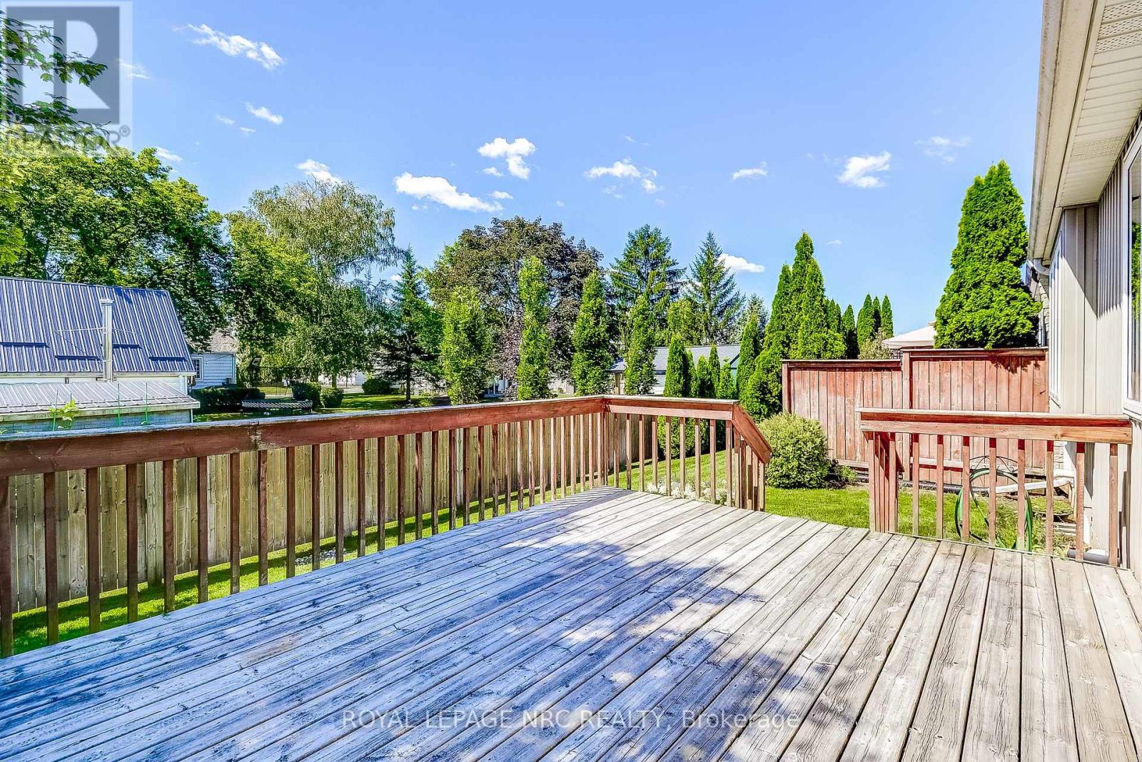 12 - 92 Loretta Drive, Niagara-On-The-Lake, Ontario  L0S 1T0 - Photo 29 - X12830648