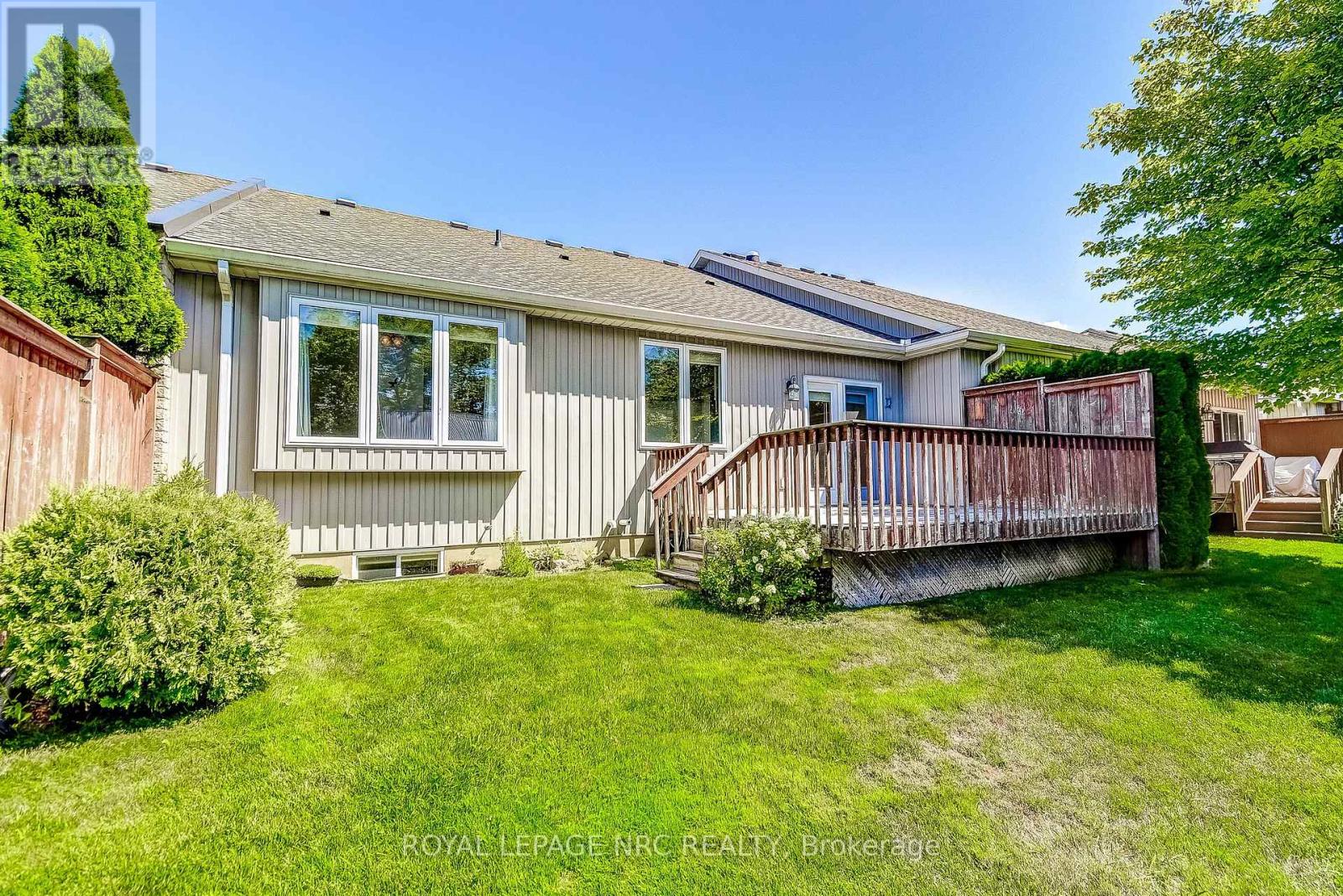 12 - 92 Loretta Drive, Niagara-On-The-Lake, Ontario  L0S 1T0 - Photo 32 - X12830648