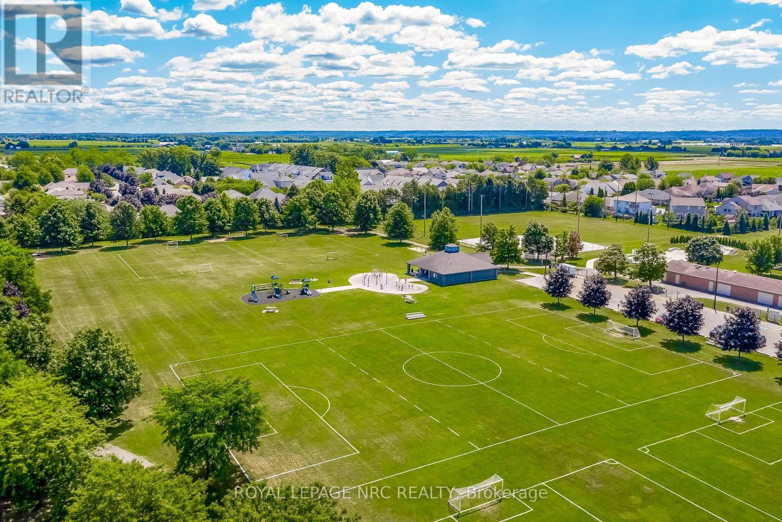 12 - 92 Loretta Drive, Niagara-On-The-Lake, Ontario  L0S 1T0 - Photo 44 - X12830648