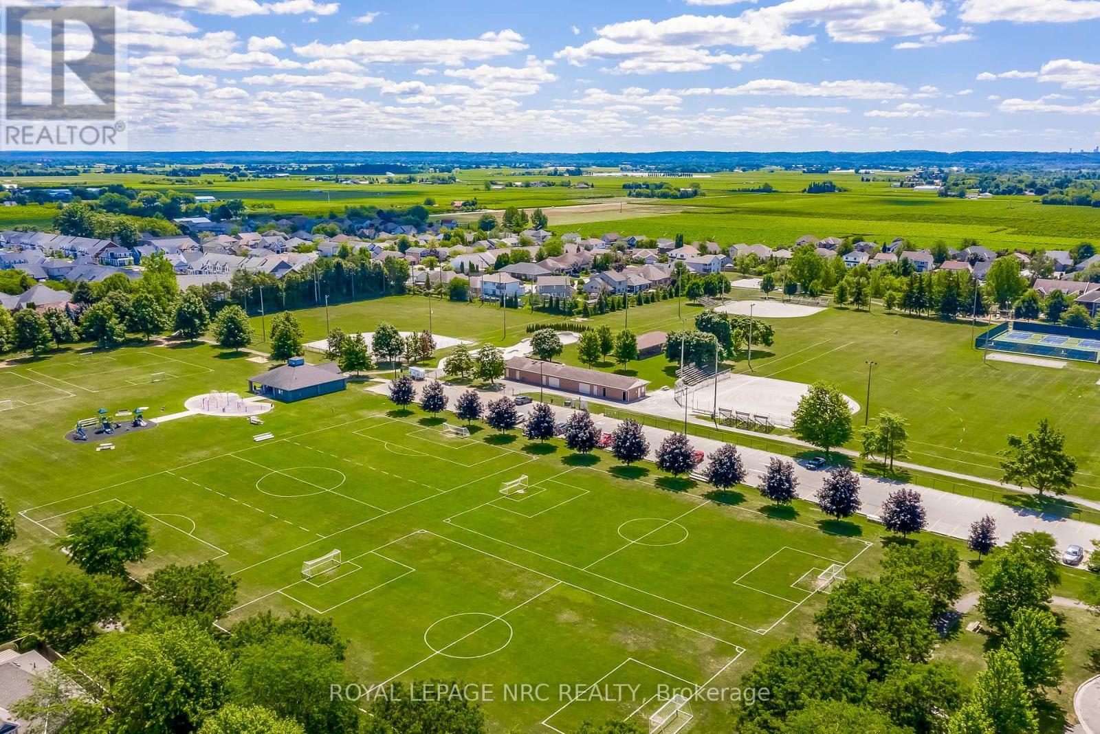 12 - 92 Loretta Drive, Niagara-On-The-Lake, Ontario  L0S 1T0 - Photo 45 - X12830648