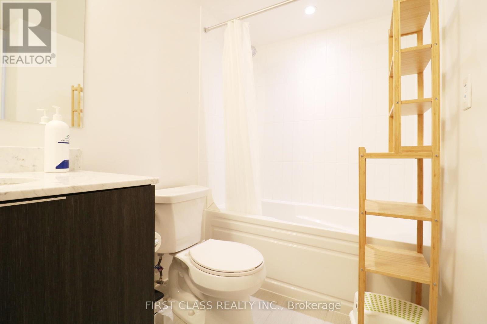 2612 - 955 Bay Street, Toronto (Bay Street Corridor), Ontario  M5S 0C6 - Photo 6 - C12830678