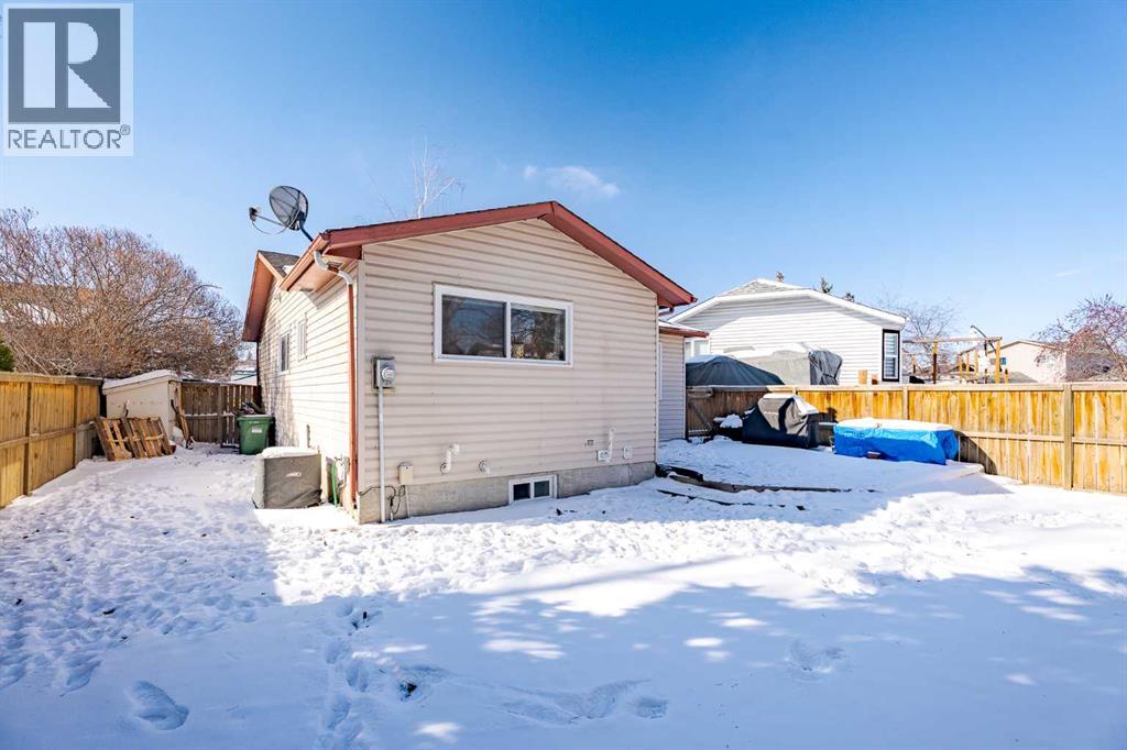 531 Deerpath Court Se, Calgary, Alberta  T2J 6C8 - Photo 30 - A2288604