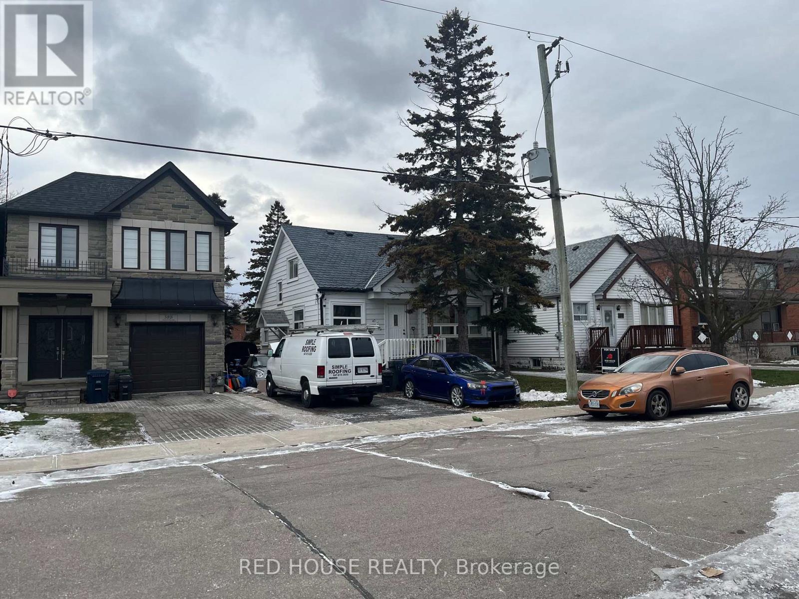 40 NORTH WOODROW BOULEVARD, Toronto, Ontario