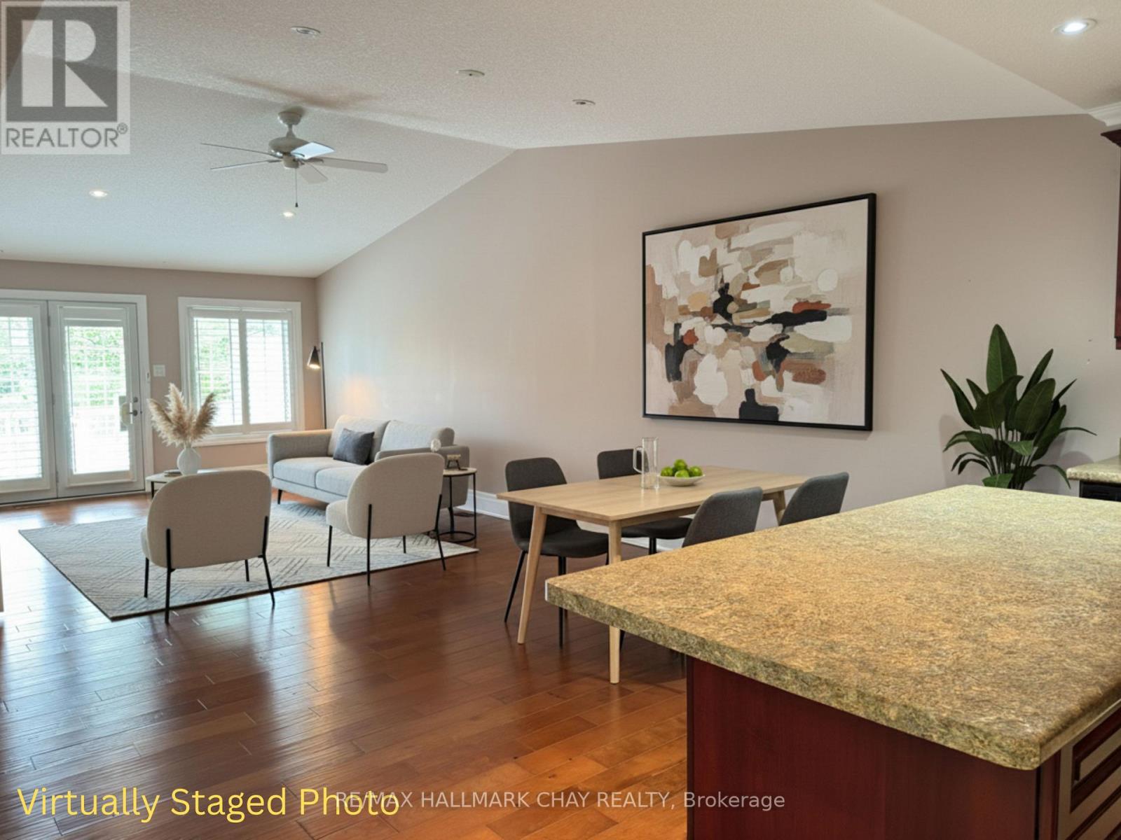 31 Garden Grove Crescent, Wasaga Beach, Ontario  L9Z 0E6 - Photo 11 - S12830646