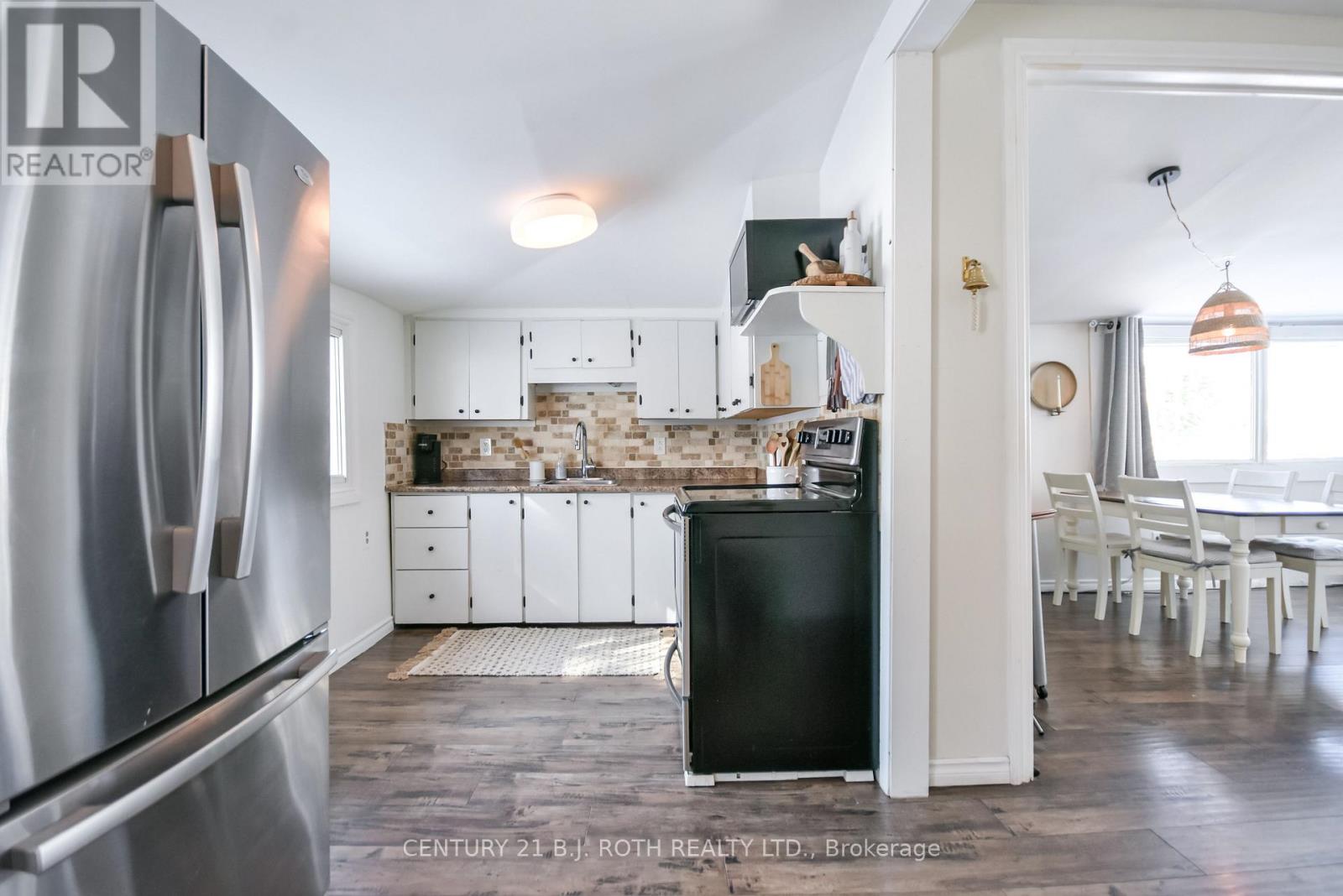 112 Ouida Street, Tay (Waubaushene), Ontario  L0K 2C0 - Photo 11 - S12830682