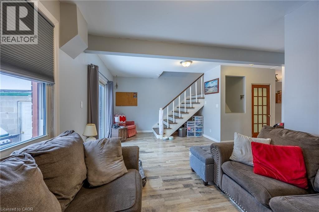 79 Gordon Street, Brantford, Ontario  N3S 2N5 - Photo 13 - 40808194