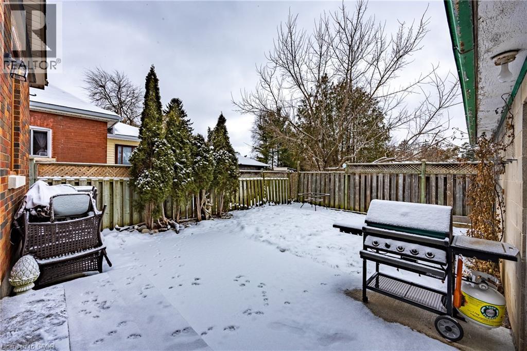 79 Gordon Street, Brantford, Ontario  N3S 2N5 - Photo 3 - 40808194