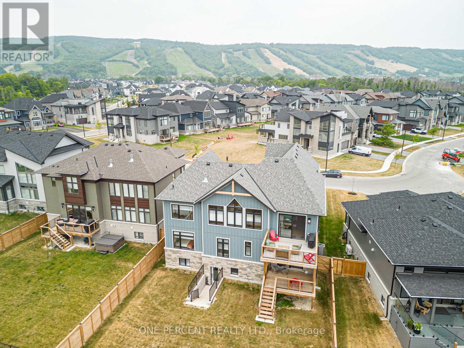 114 Cattail Crescent, Blue Mountains, Ontario  L9Y 4X5 - Photo 50 - X12830670