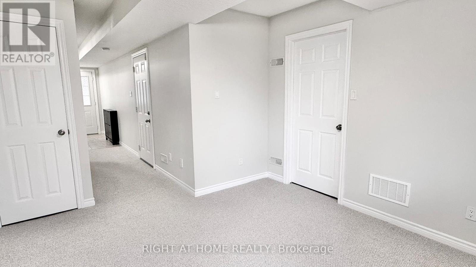 87 Mayland Trail, Hamilton, Ontario  L8J 0G4 - Photo 14 - X12830674