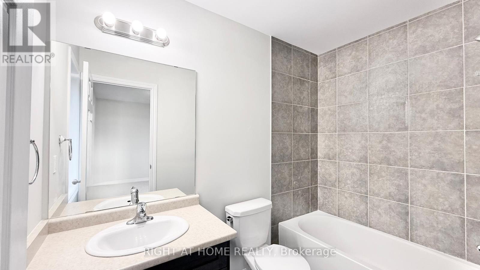87 Mayland Trail, Hamilton, Ontario  L8J 0G4 - Photo 27 - X12830674