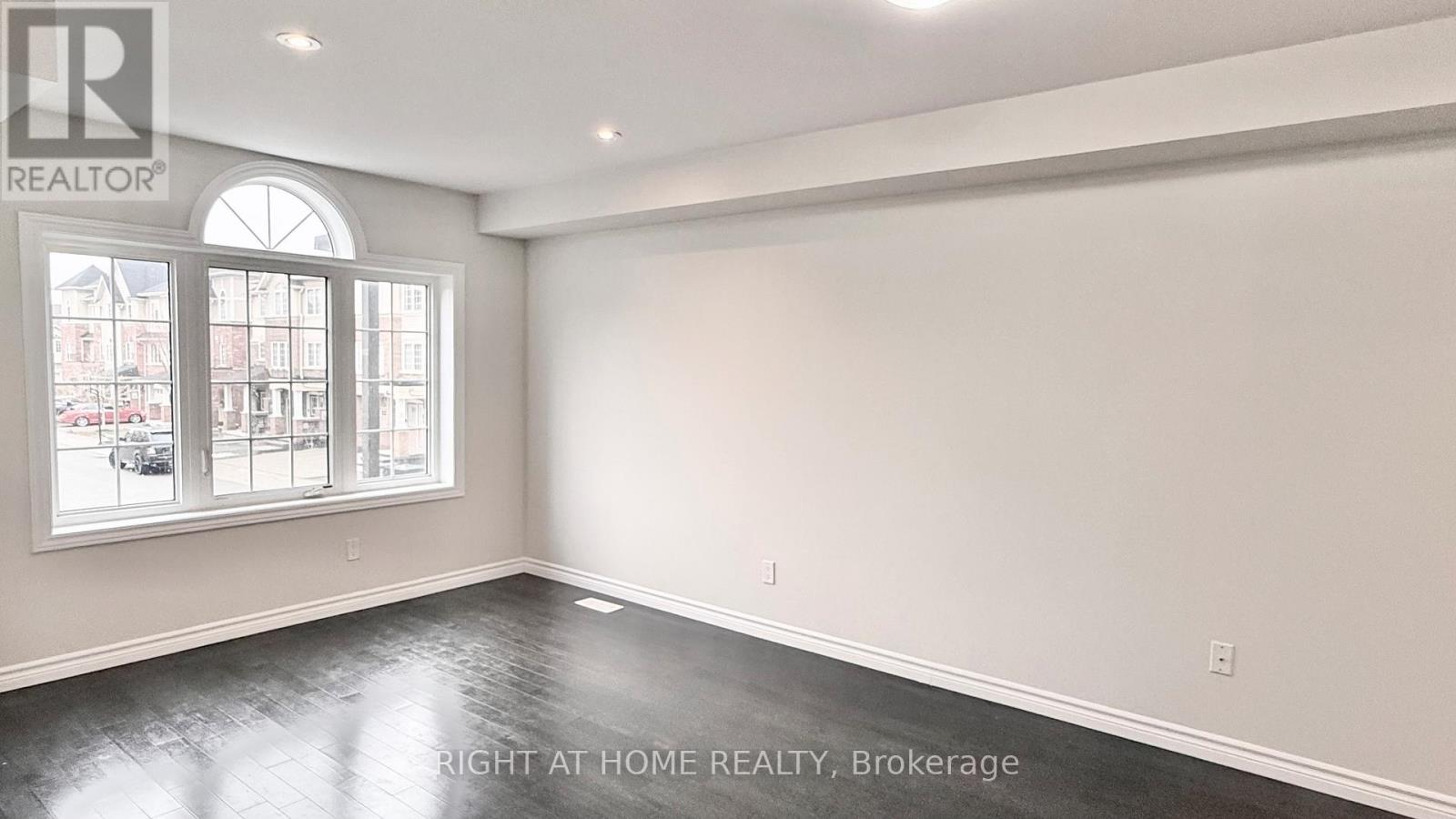 87 Mayland Trail, Hamilton, Ontario  L8J 0G4 - Photo 8 - X12830674