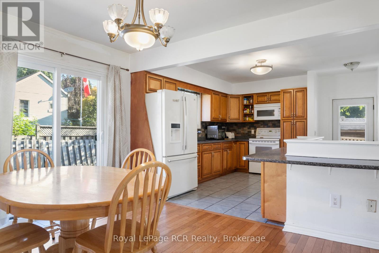 141 North Water Street W, Wellington North, Ontario  N0G 2L3 - Photo 14 - X12830690