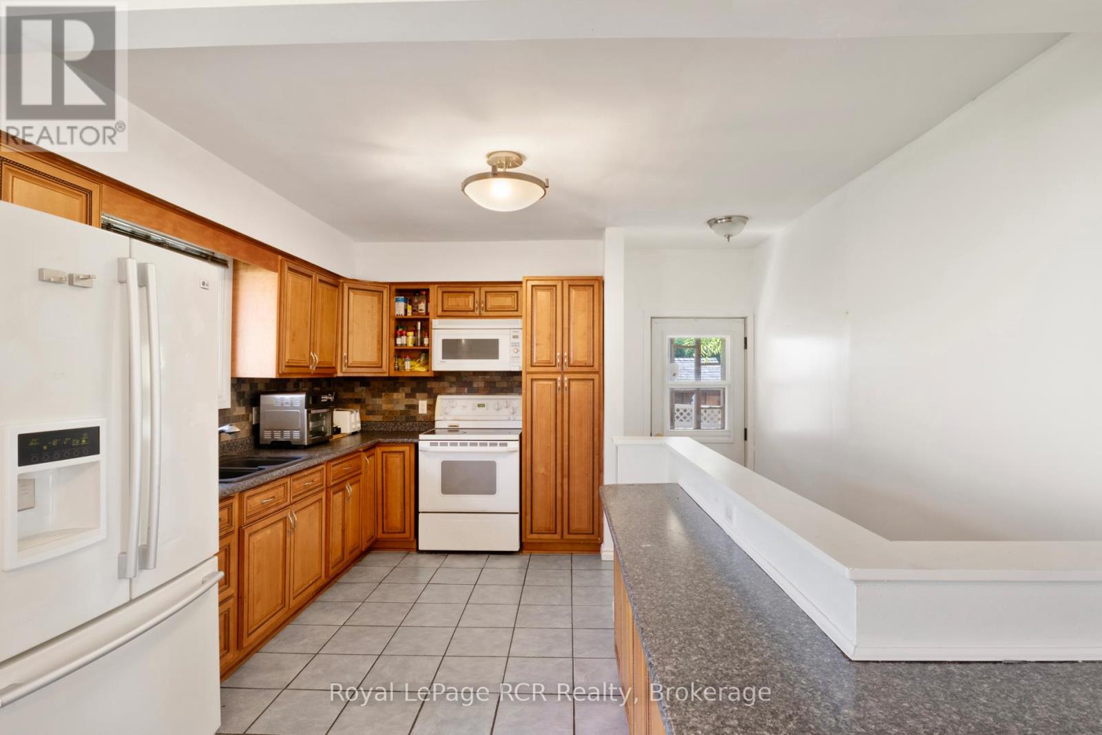 141 North Water Street W, Wellington North, Ontario  N0G 2L3 - Photo 16 - X12830690