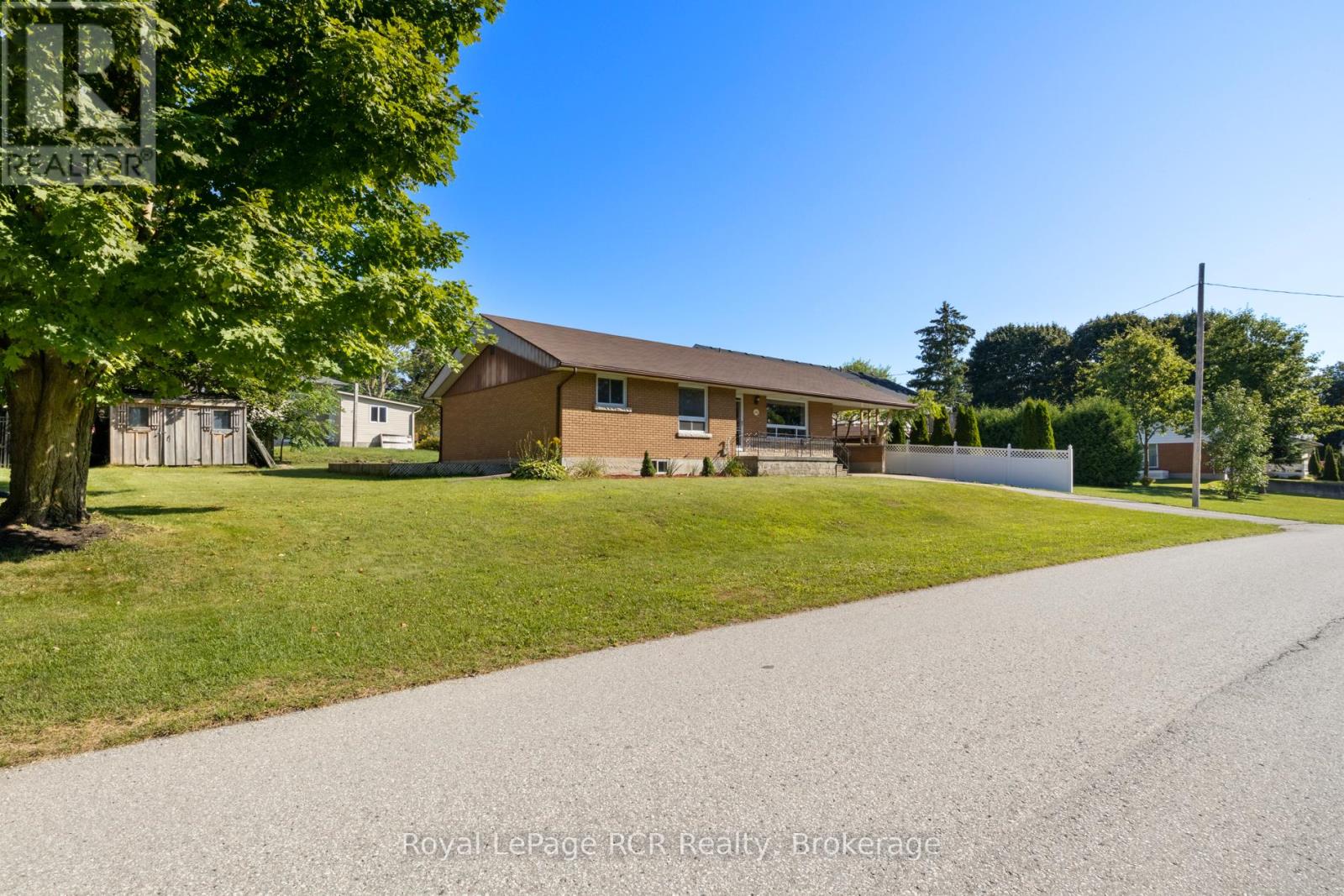 141 North Water Street W, Wellington North, Ontario  N0G 2L3 - Photo 4 - X12830690