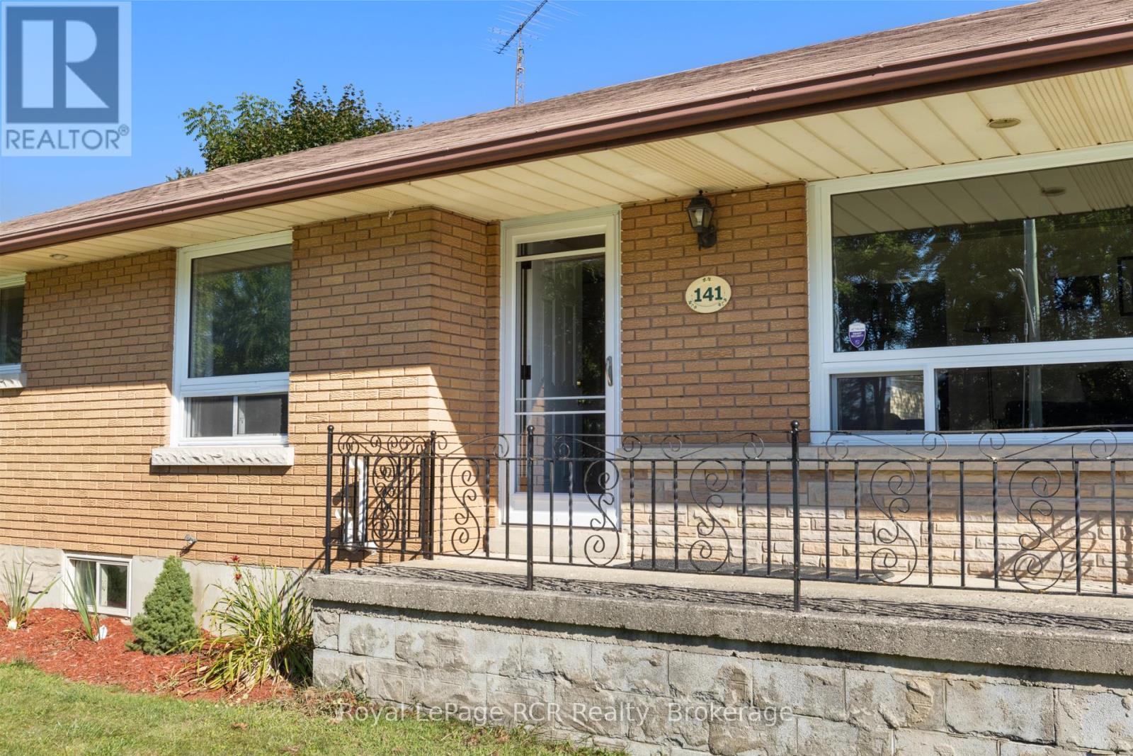 141 North Water Street W, Wellington North, Ontario  N0G 2L3 - Photo 7 - X12830690