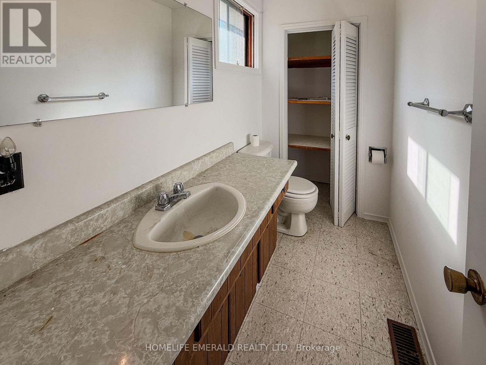 8169 Main Street E, Adjala-Tosorontio (Lisle), Ontario  L0M 1M0 - Photo 29 - N12830712