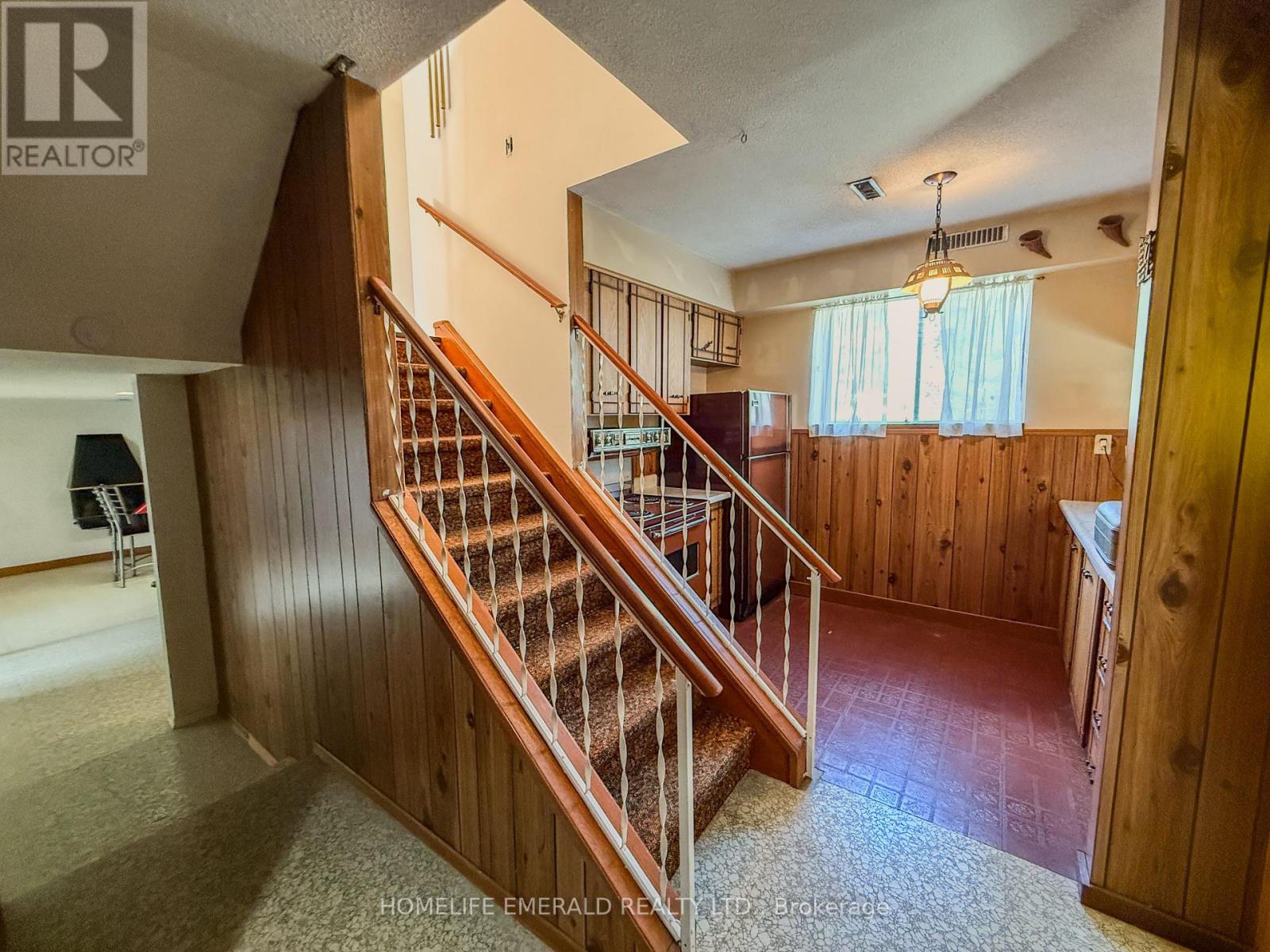 8169 Main Street E, Adjala-Tosorontio (Lisle), Ontario  L0M 1M0 - Photo 33 - N12830712