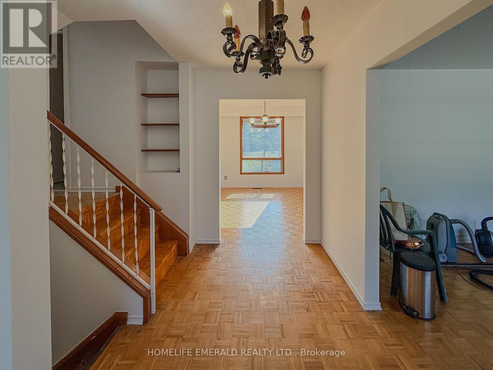 8169 Main Street E, Adjala-Tosorontio (Lisle), Ontario  L0M 1M0 - Photo 5 - N12830712