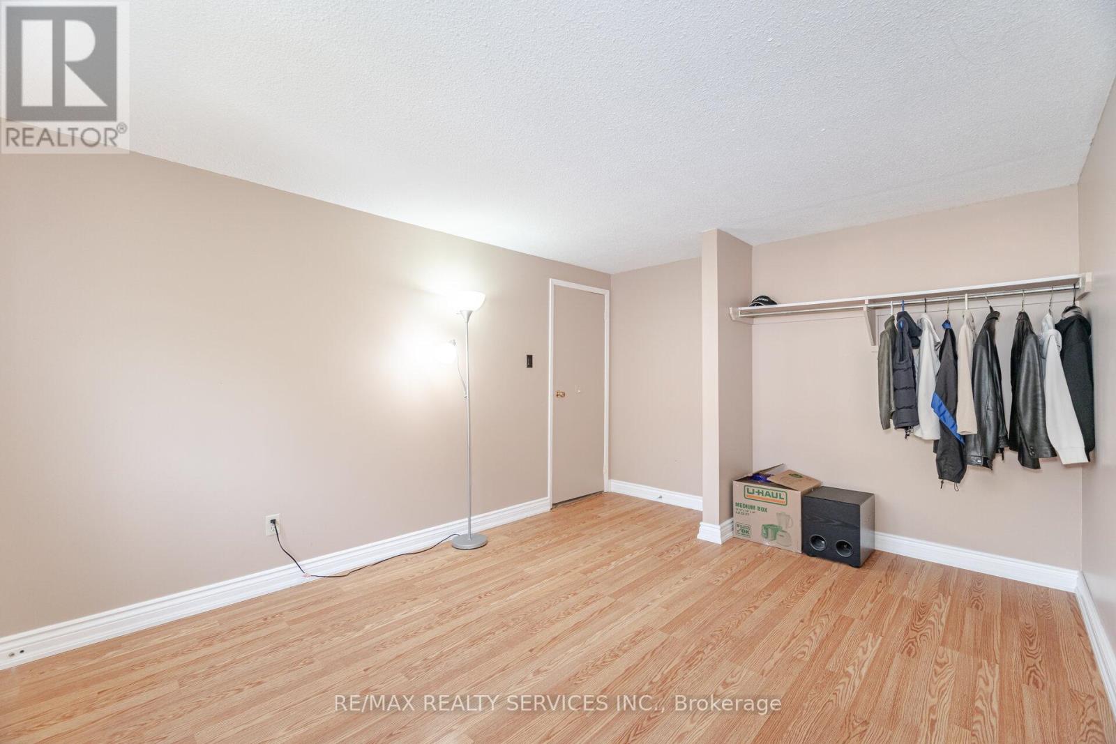 12 Sparklett Crescent, Brampton, Ontario  L6Z 1M8 - Photo 27 - W12830696