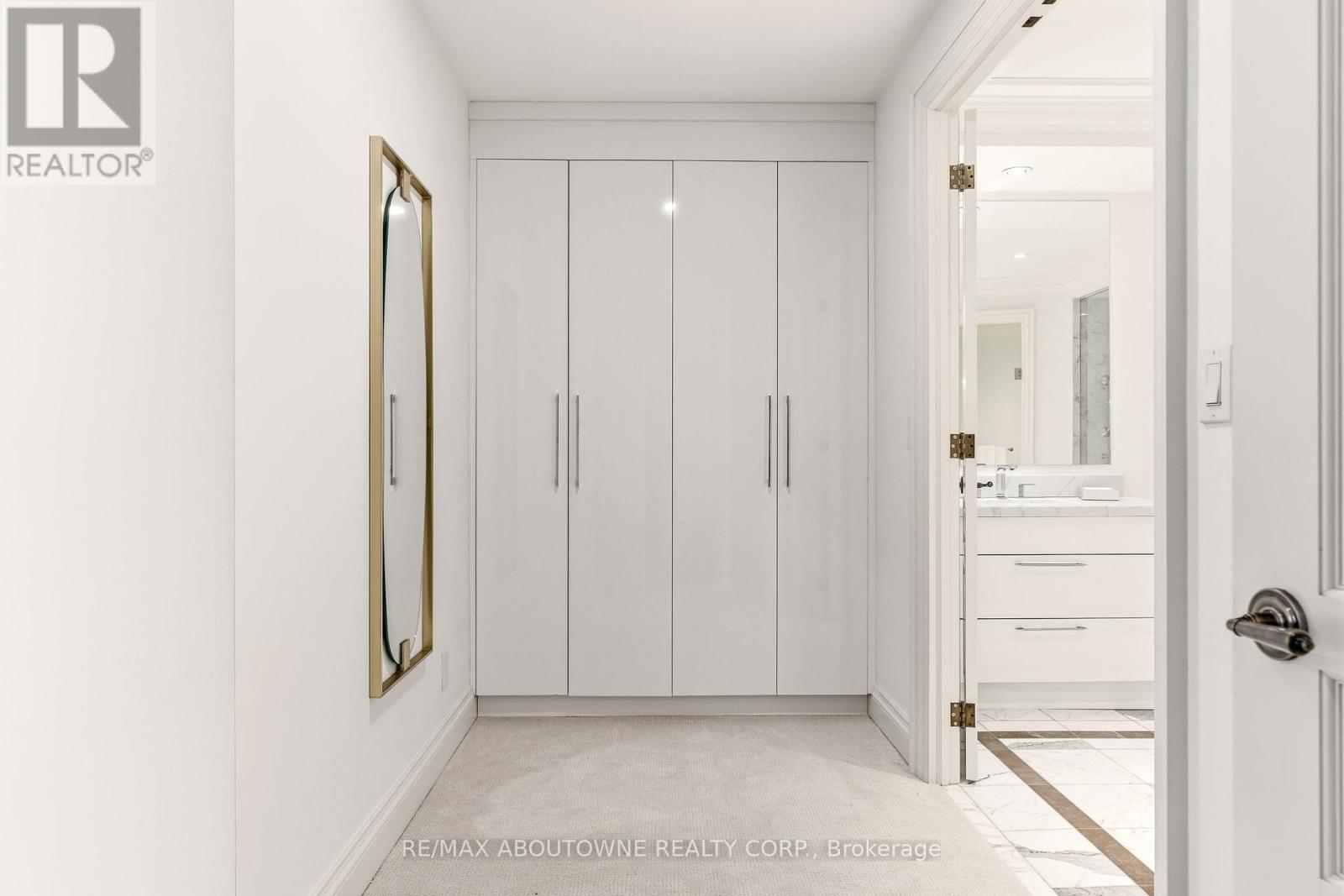 401 - 111 Forsythe Street, Oakville, Ontario  L6K 3J9 - Photo 19 - W12830702