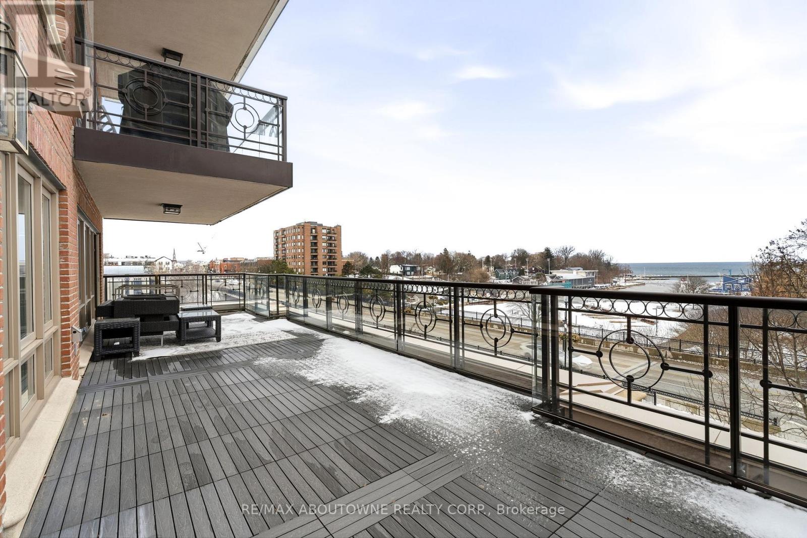 401 - 111 Forsythe Street, Oakville, Ontario  L6K 3J9 - Photo 30 - W12830702