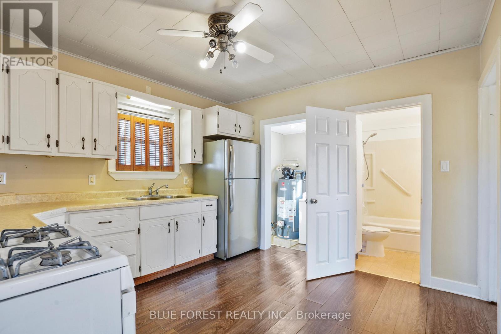 22557 Queens Line, West Elgin, Ontario  N0L 2C0 - Photo 12 - X12830722