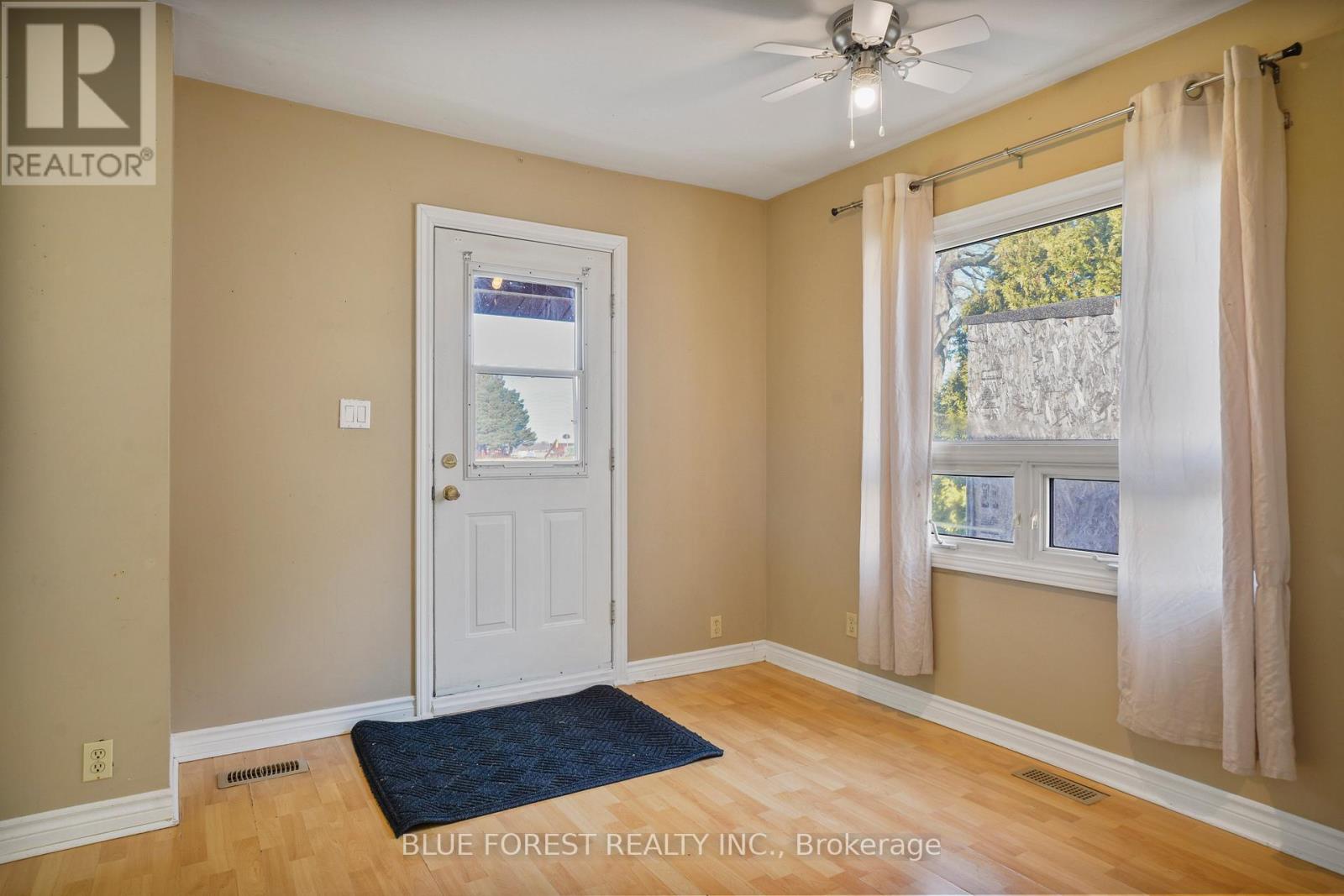 22557 Queens Line, West Elgin, Ontario  N0L 2C0 - Photo 6 - X12830722