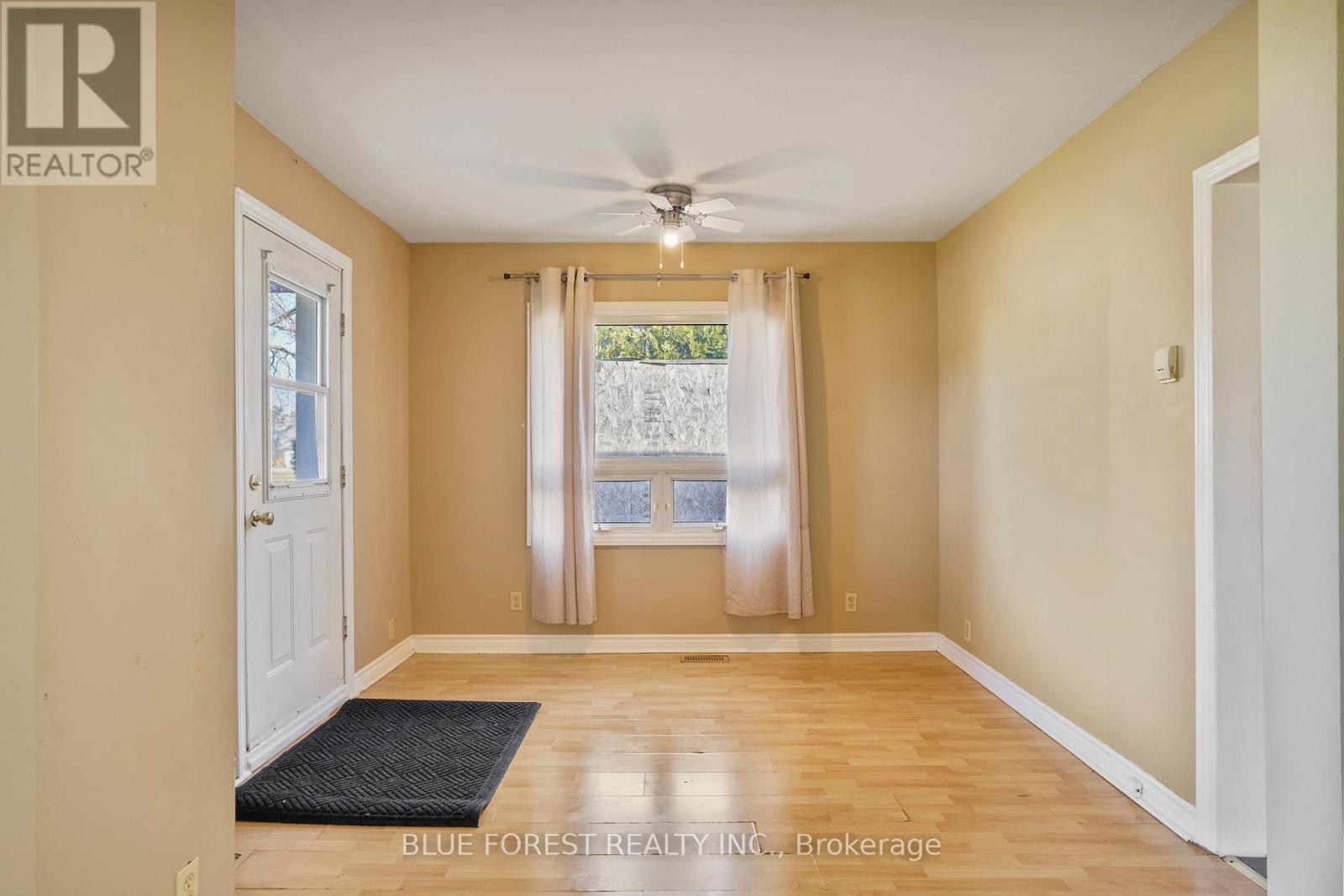 22557 Queens Line, West Elgin, Ontario  N0L 2C0 - Photo 9 - X12830722