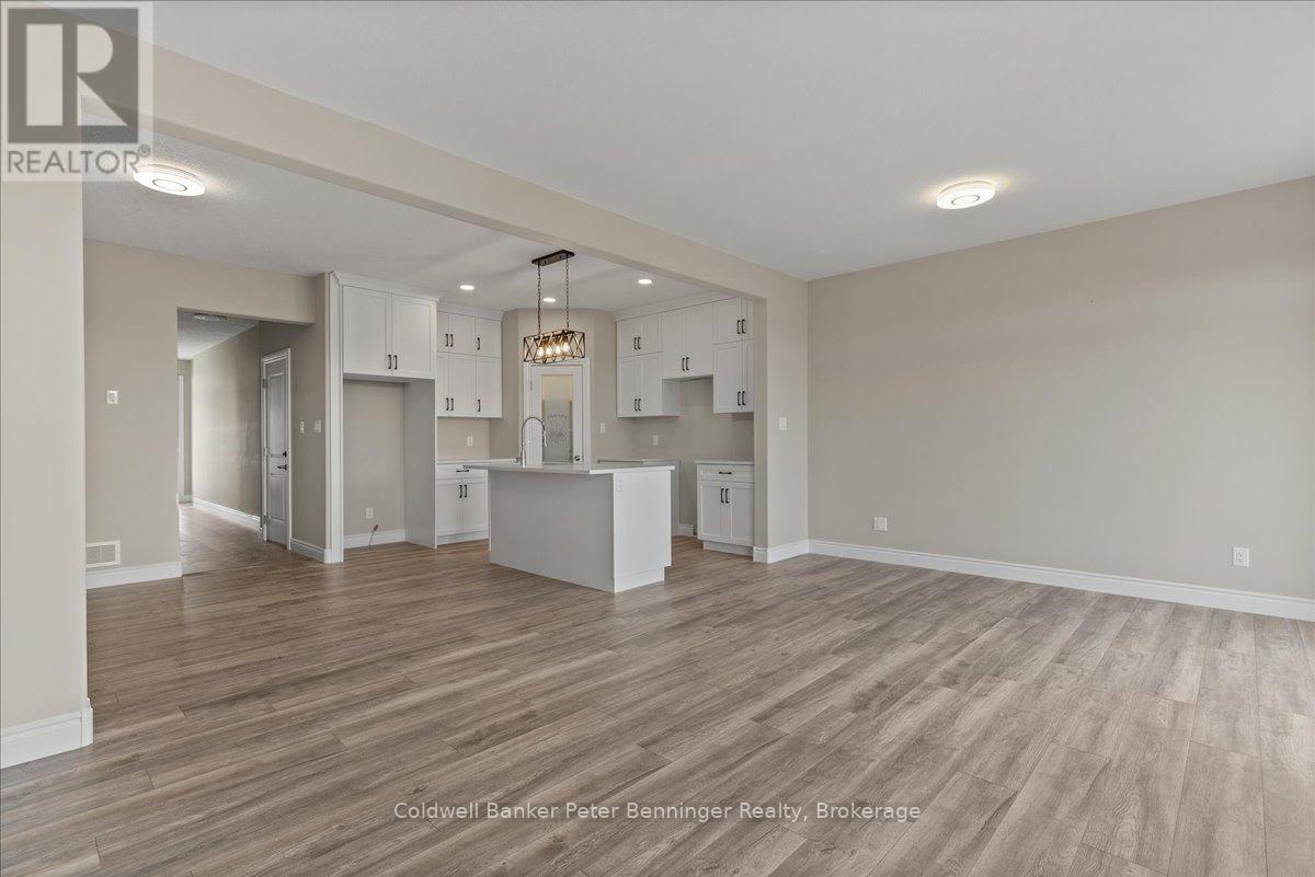 224 Keeso Lane, North Perth, Ontario  N4W 0C3 - Photo 15 - X12804546