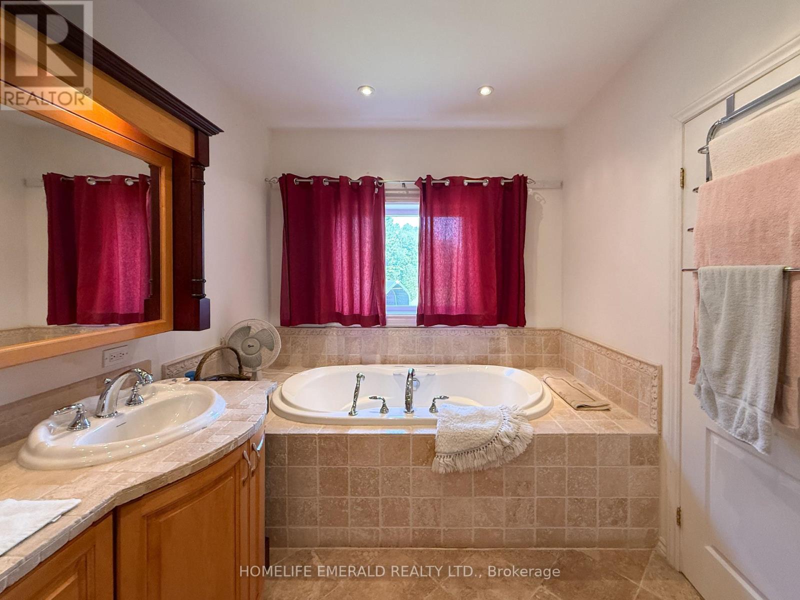 3175 3/4 Concession, Clearview, Ontario  L0M 1N0 - Photo 33 - S12830720