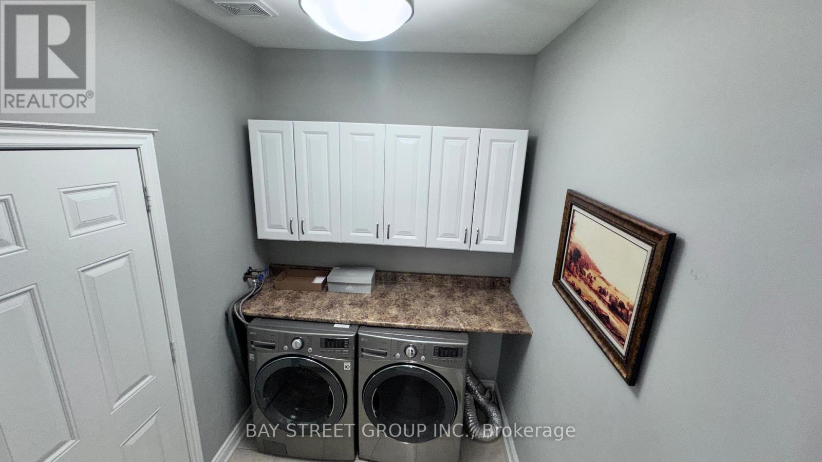 336 Turning Leaf Road, Oakville, Ontario  L6L 6W7 - Photo 10 - W12830732