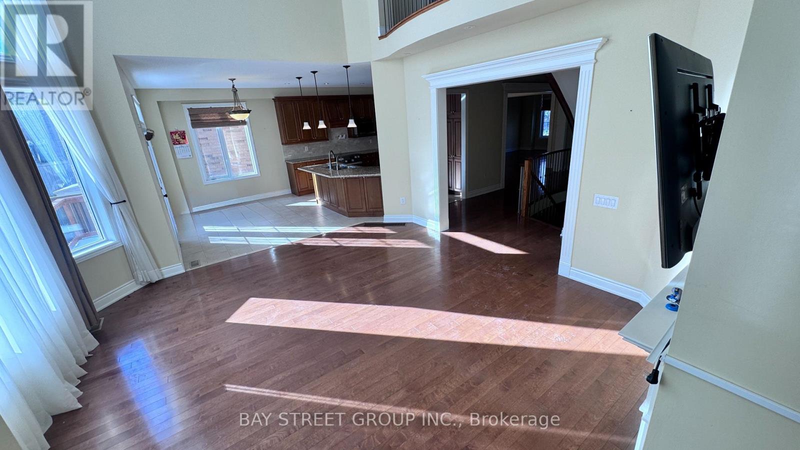 336 Turning Leaf Road, Oakville, Ontario  L6L 6W7 - Photo 14 - W12830732