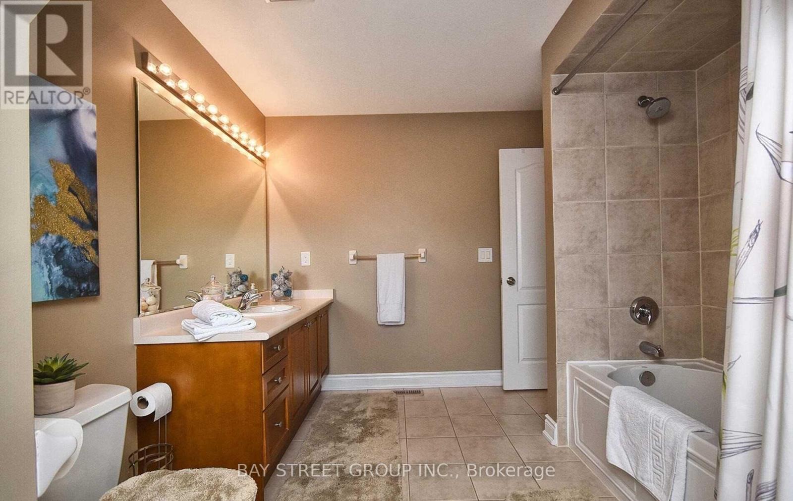 336 Turning Leaf Road, Oakville, Ontario  L6L 6W7 - Photo 37 - W12830732