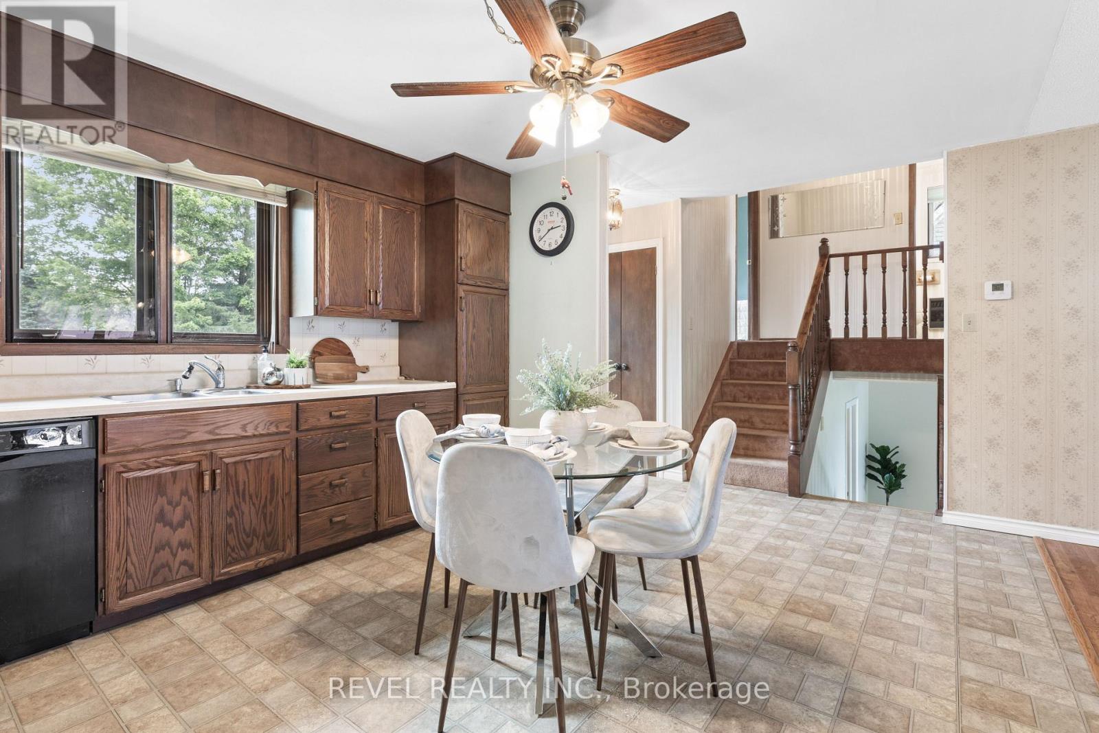 126 Pinewood Boulevard, Kawartha Lakes, Ontario  K0M 2T0 - Photo 11 - X12830740