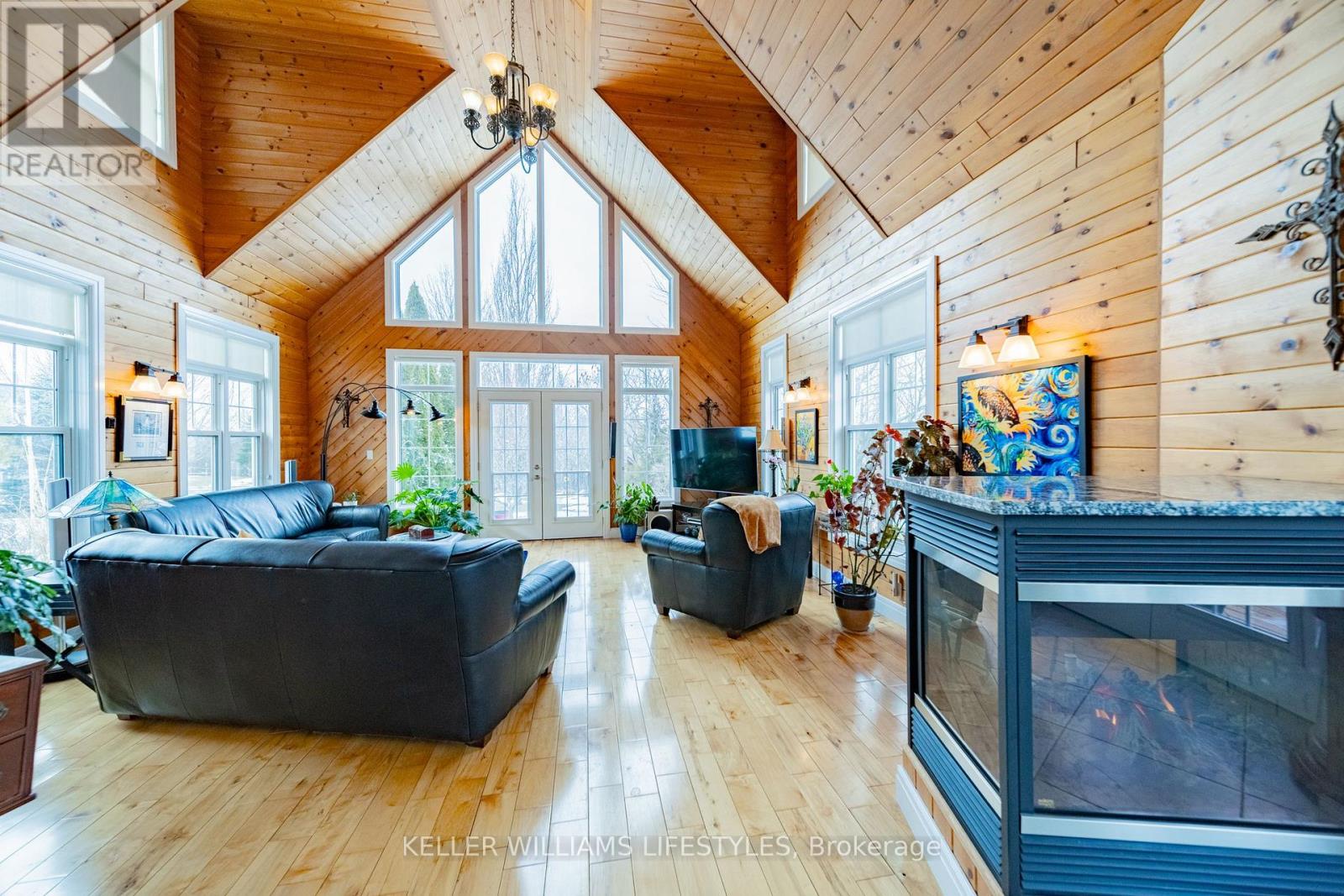 73028 Denise Court, Bluewater, Ontario  N0M 2T0 - Photo 16 - X12830742