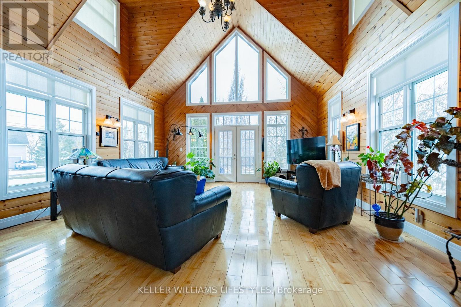 73028 Denise Court, Bluewater, Ontario  N0M 2T0 - Photo 17 - X12830742