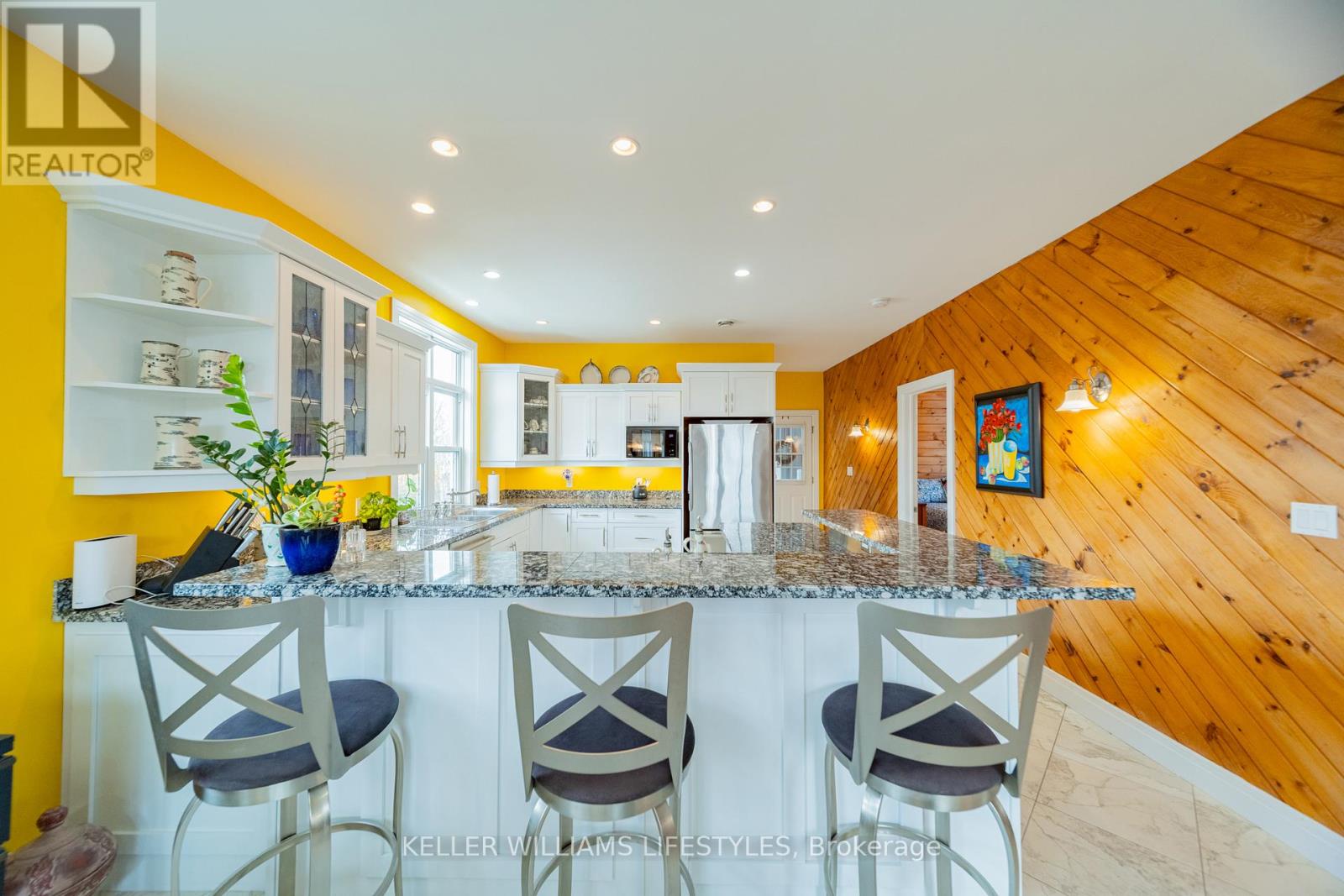 73028 Denise Court, Bluewater, Ontario  N0M 2T0 - Photo 5 - X12830742