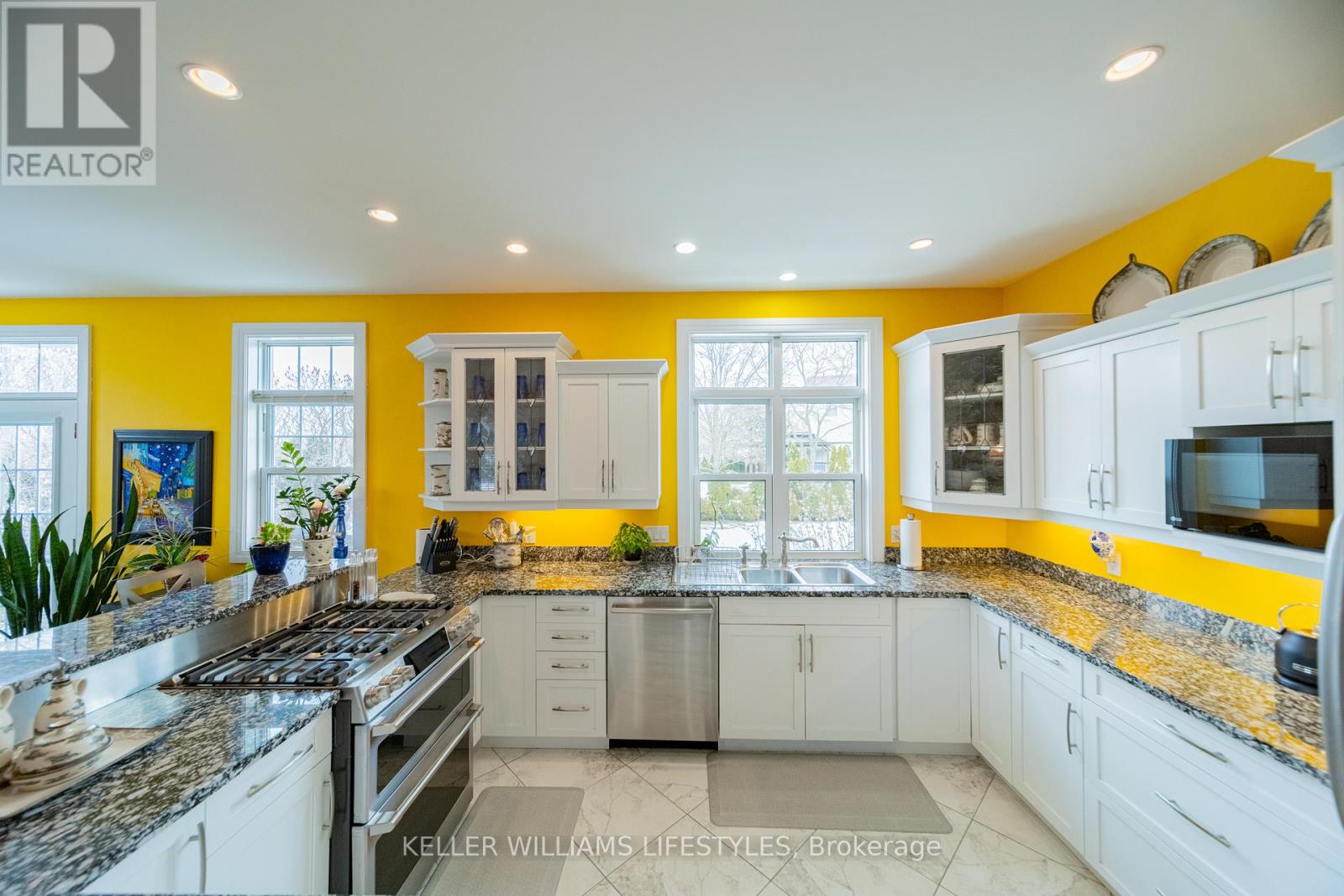 73028 Denise Court, Bluewater, Ontario  N0M 2T0 - Photo 8 - X12830742